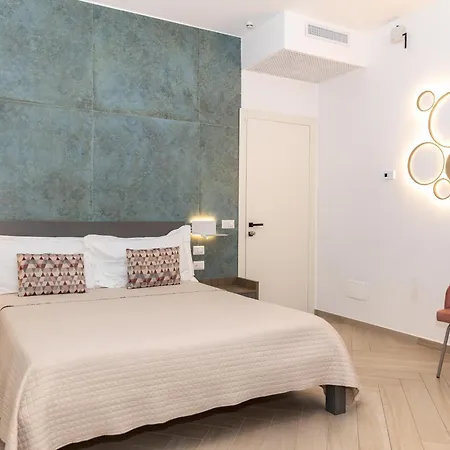 Patriziella 4 Bed and Breakfast 4*